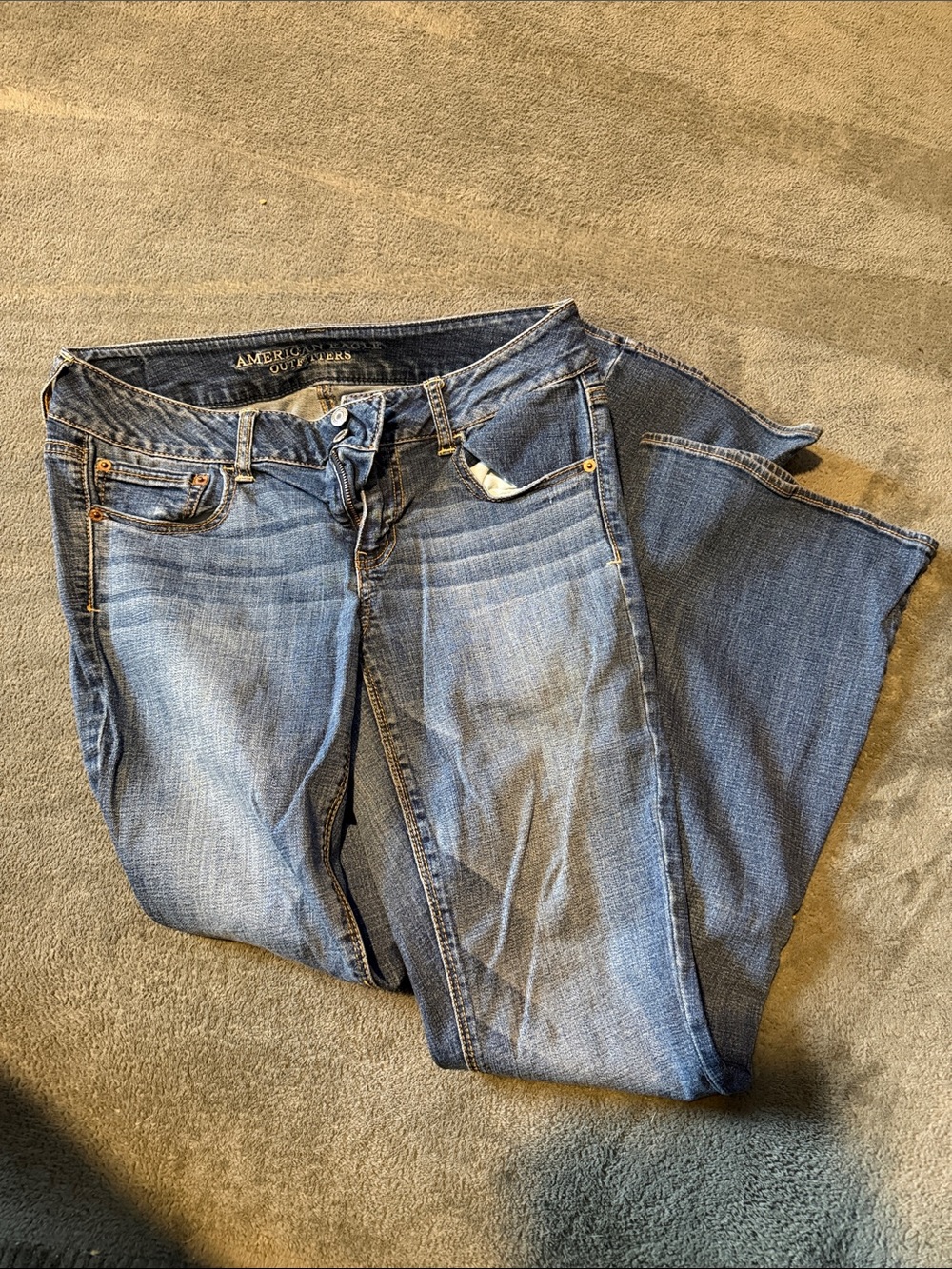 American Eagle Outfitters Women’s Light Blue Bootcut Jeans